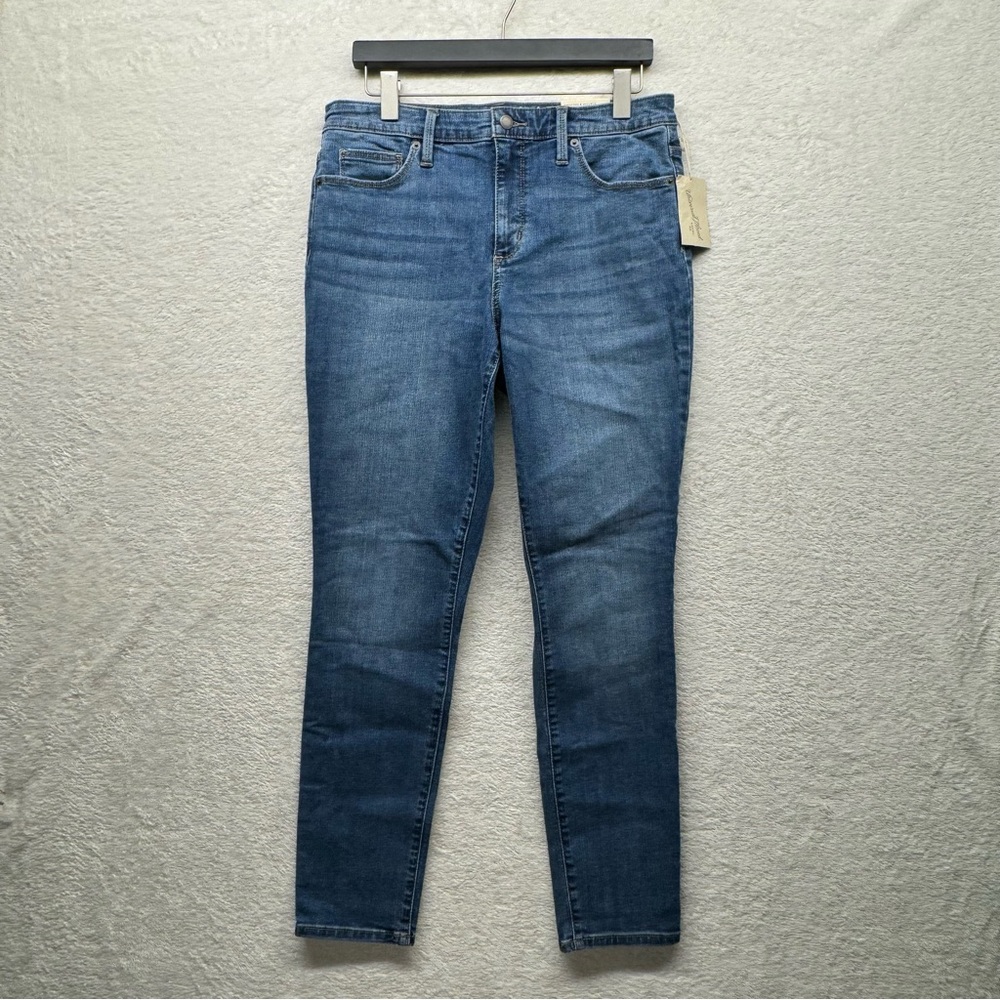 Universal Threads High-Rise Skinny Stretch Jeans Blue Jean Size 12 REG 12US/31UK